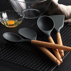 ESPATULA CHAPA 32CM SUPREME SILICONE CABO DE MADEIRA VERMELHA